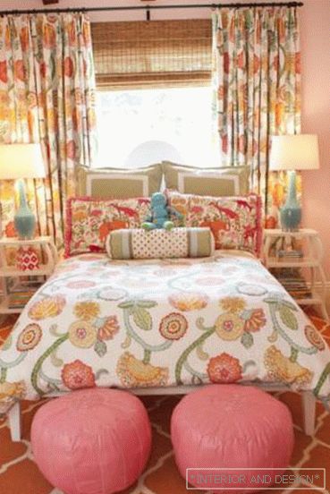 Sypialnia w odcieniach różu i fioletu - фото 4