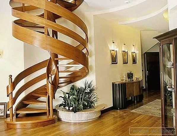 Zdjęcie spiralne schody