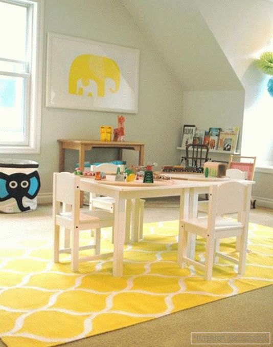 Meble Ikea do pokoju dziecięcego (stół) - 6