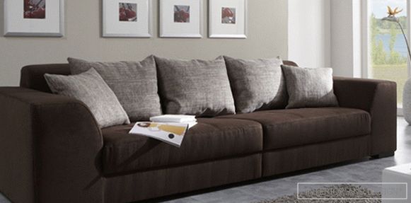 Meble tapicerowane (sofa klasyczna) - 1
