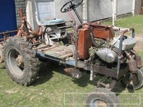 Mini-traktor typu 